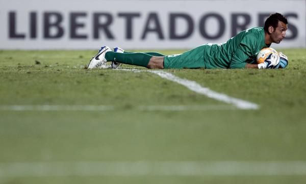 2015-04-02t052001z_2083385055_gf10000046950_rtrmadp_3_soccer-libertadores_reuters