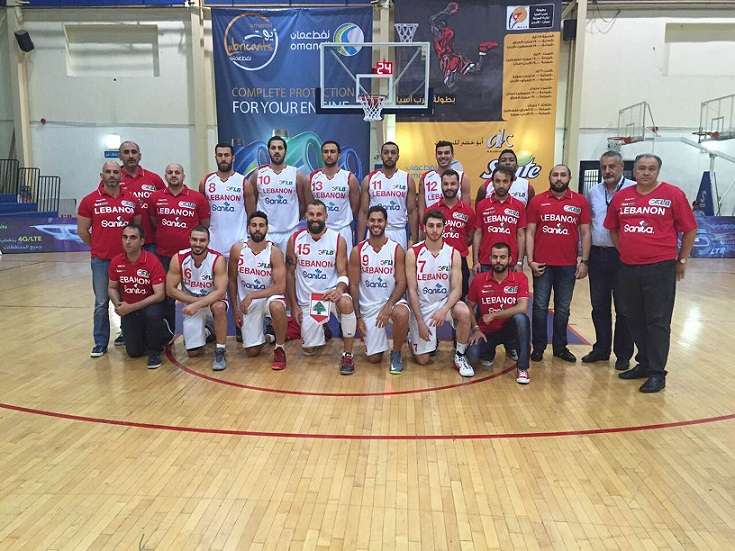 منتخب لبنان قبل المباراة مع سوريا
