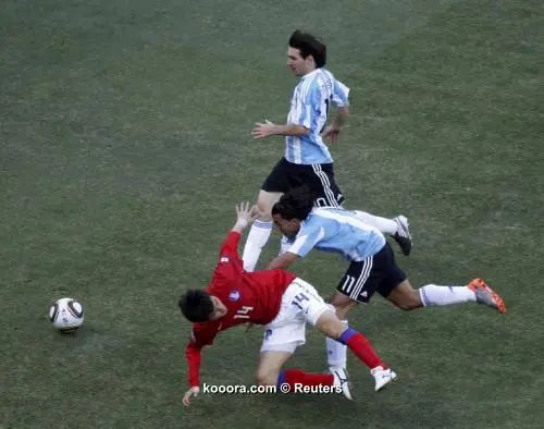 ?i=reuters%2f2010-06-17%2f2010-06-17t122927z_01_amr_rtridsp_3_soccer-world_reuters