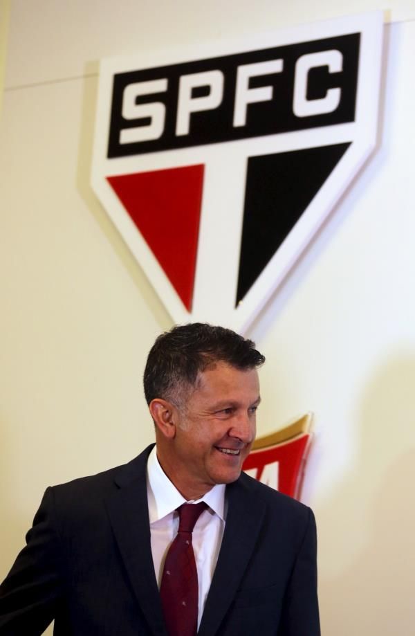 2015-06-01t175411z_2128690786_gf10000114204_rtrmadp_3_soccer-brazil_reuters