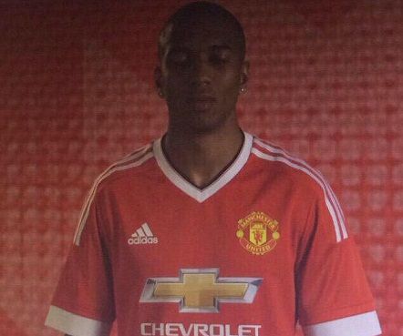 2942EC2D00000578-0-image-a-57_1433200217370