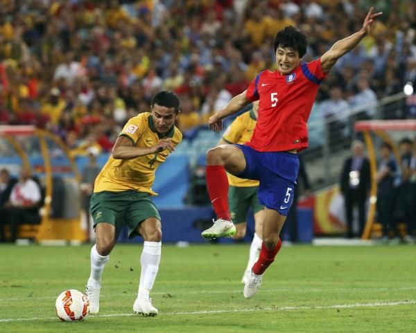 2015-01-31t102504z_1884055582_sr1eb1v0sx1he_rtrmadp_3_soccer-asia_reuters