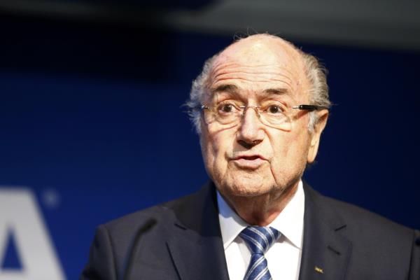 2015-06-03t081829z_126464382_lr2eb630n2h3u_rtrmadp_3_soccer-fifa-blatter_reuters