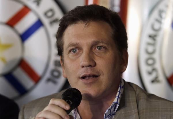 2014-12-04t181123z_1384533660_gm1eac505yi01_rtrmadp_3_soccer-paraguay_reuters