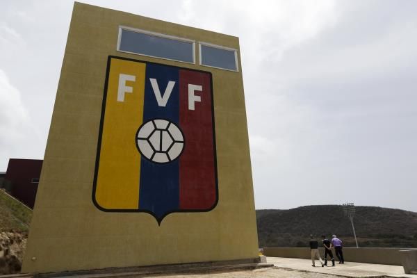 2015-05-15t165334z_828590625_gf10000096106_rtrmadp_3_soccer-venezuela-copa_reuters