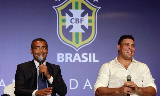 romario-ronaldo-2011-12-23-13-10-29