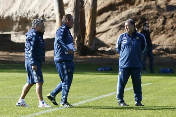 2015-06-08t230733z_804862790_gf10000121098_rtrmadp_3_soccer-copa_reuters