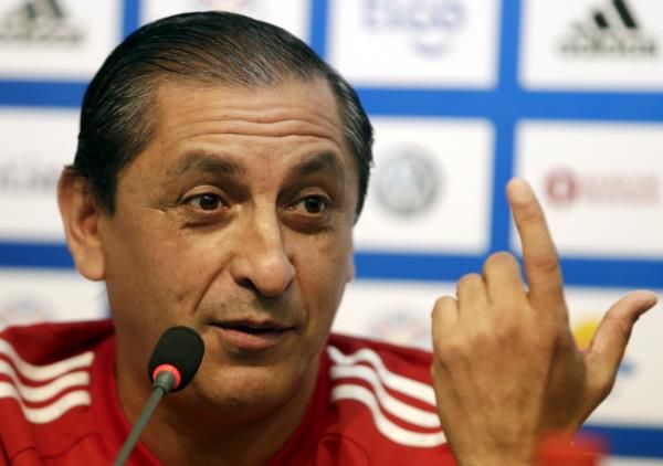 2015-05-28t184307z_1252478114_gf10000110503_rtrmadp_3_copaamerica-paraguay_reuters