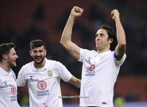 ?i=reuters%2f2015-03-07%2f2015-03-07t220007z_1422665696_gm1eb380gl701_rtrmadp_3_soccer-italy_reuters