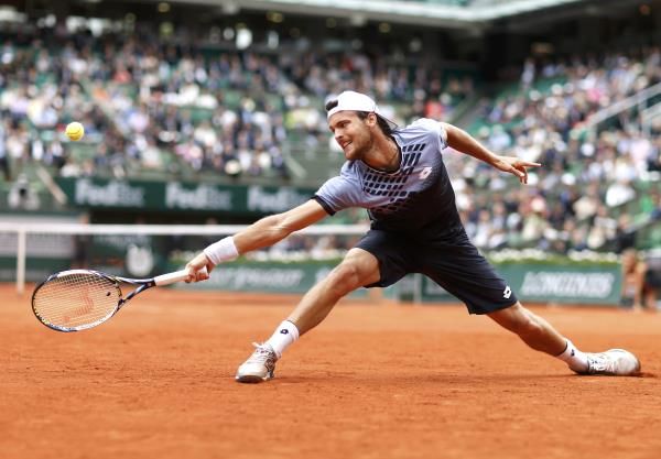2015-05-28t162540z_808829375_lr2eb5s19mf6d_rtrmadp_3_tennis-open_reuters