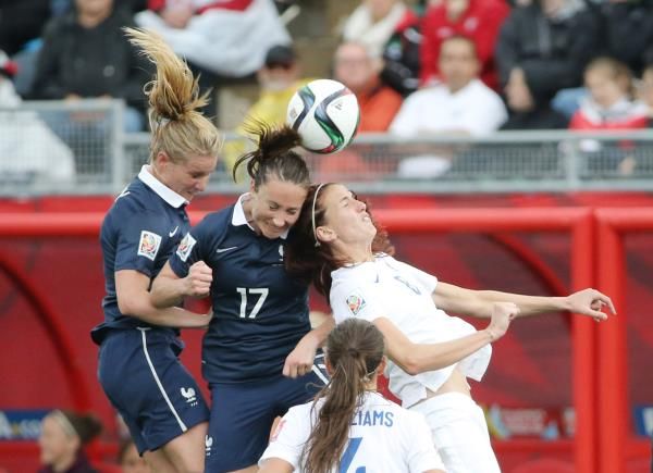 2015-06-09t183710z_966558421_nocid_rtrmadp_3_soccer-women-s-world-cup-france-at-england_reuters