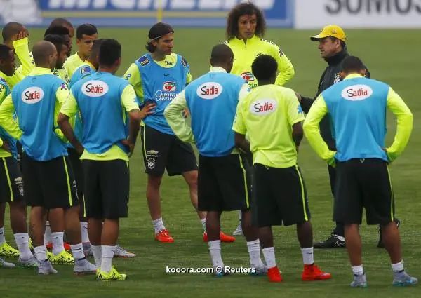 ?i=reuters%2f2015-06-02%2f2015-06-02t210316z_1197341370_gf10000115448_rtrmadp_3_copaamerica-brazil_reuters