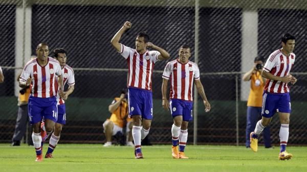 2015-06-07t002009z_22776601_gf10000119613_rtrmadp_3_soccer-friendly-paraguay_reuters