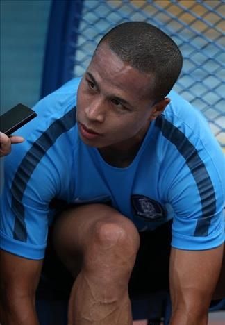 كانج سو إيل في تدريب اليوم لمنتخب كوريا الجنوبية 