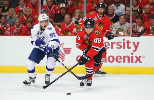 2015-06-11t023951z_1521575414_nocid_rtrmadp_3_nhl-stanley-cup-final-tampa-bay-lightning-at-chicago-blackhawks_reuters