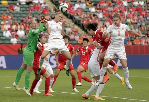 2015-06-11t234038z_2317271_nocid_rtrmadp_3_soccer-women-s-world-cup-china-pr-at-netherlands_reuters