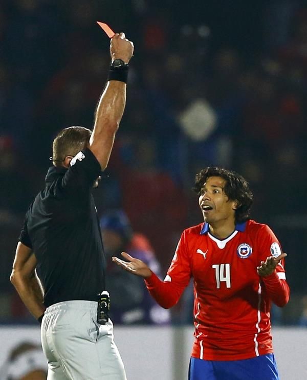 2015-06-12t014554z_169872096_tb3eb6c04w7n8_rtrmadp_3_soccer-copa-m1_reuters