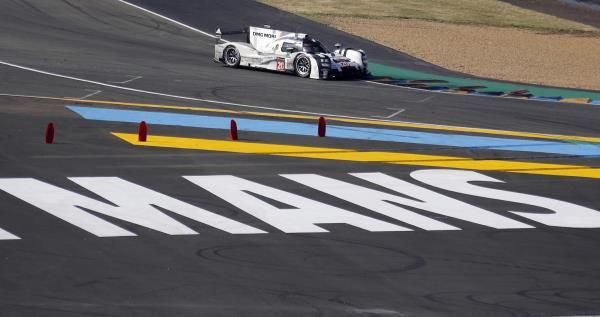 2014-06-15t093619z_830876653_gm1ea6f1cur01_rtrmadp_3_motor-racing-lemans_reuters