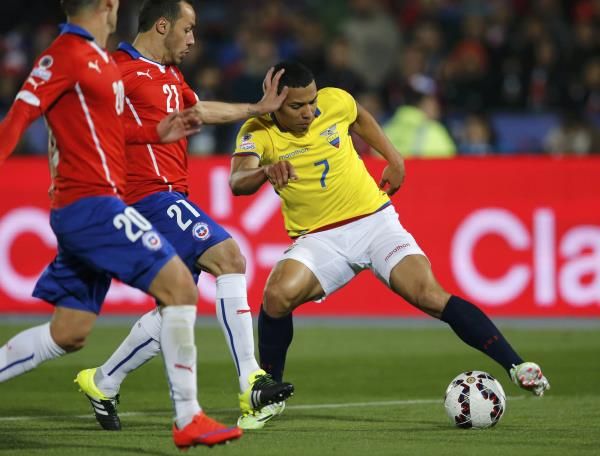 2015-06-12t013228z_1744300660_tb3eb6c049tmk_rtrmadp_3_soccer-copa-m1_reuters