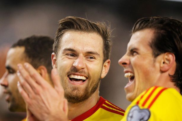 Gareth-Bale-Happy-with-1WalesAnxious-at-Madrid