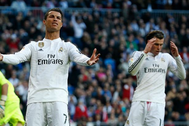 Gareth-Bale-Happy-with-22WalesAnxious-at-Madrid