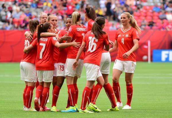2015-06-13t002045z_2093121216_nocid_rtrmadp_3_soccer-women-s-world-cup-switzerland-at-ecuador_reuters