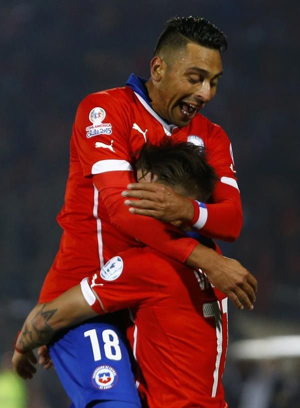 2015-06-12t013523z_1046676765_tb3eb6c04epms_rtrmadp_3_soccer-copa-m1_reuters