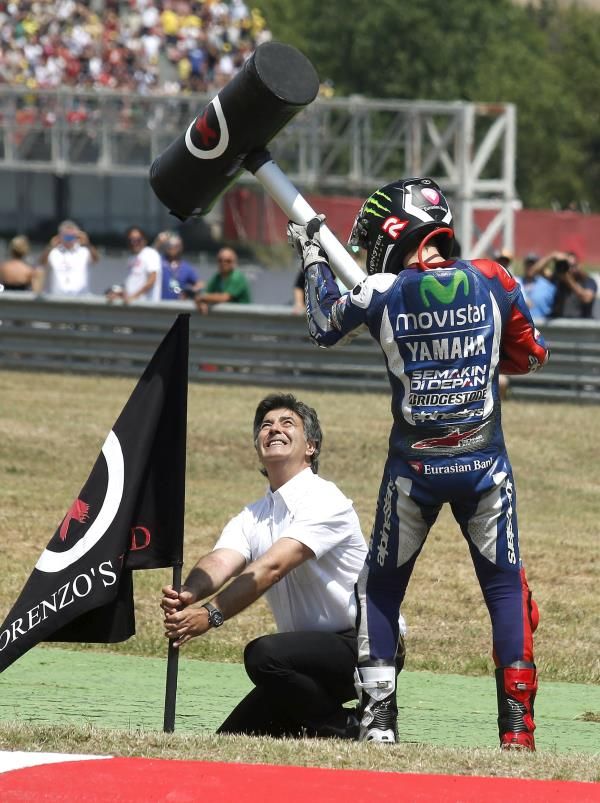 2015-06-14t141119z_670650929_gf10000127274_rtrmadp_3_motorcycling-catalunya_reuters