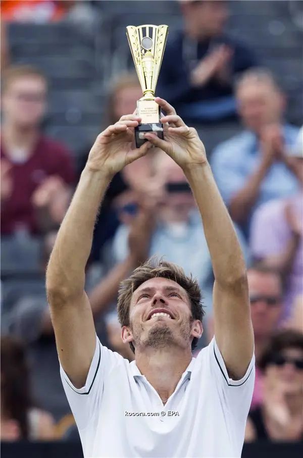 ?i=epa%2ftennis%2f2015-06%2f2015-06-14-04799066_epa