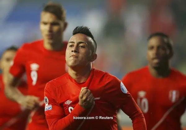 ?i=reuters%2f2015-06-14%2f2015-06-14t214010z_412159321_tb3eb6e1o6n8h_rtrmadp_3_soccer-copa-m6_reuters