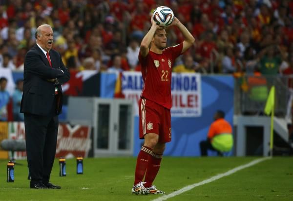 2014-06-18t195807z_1545874488_tb3ea6i1m3ss6_rtrmadp_3_soccer-world-m19-esp-chi_reuters
