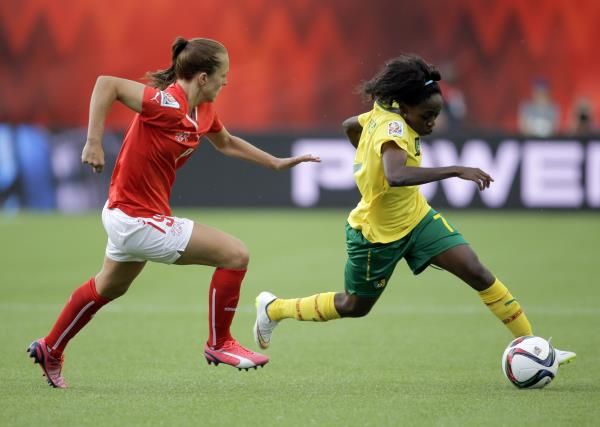 2015-06-16t231412z_1699772366_nocid_rtrmadp_3_soccer-women-s-world-cup-switzerland-at-cameroon_reuters