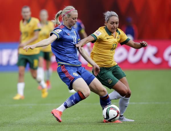 2015-06-17t012750z_755603933_nocid_rtrmadp_3_soccer-women-s-world-cup-australia-at-sweden_reuters