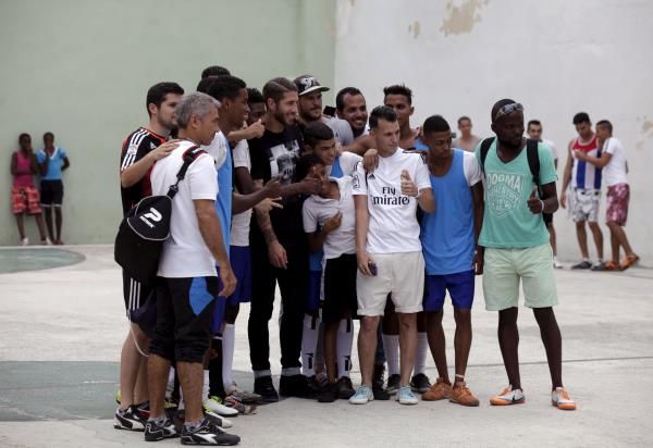 2015-06-16t231610z_1766959839_gf10000129870_rtrmadp_3_cuba-soccer_reuters