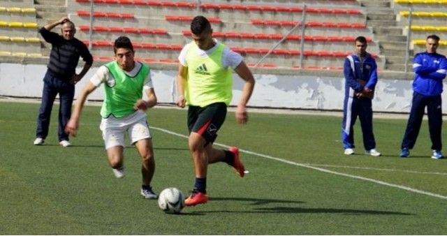 جانب من تدريب منتخب الشباب في المعسكر السابق