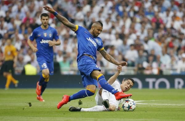 2015-05-13t194416z_74547856_mt1aci13738909_rtrmadp_3_football_reuters