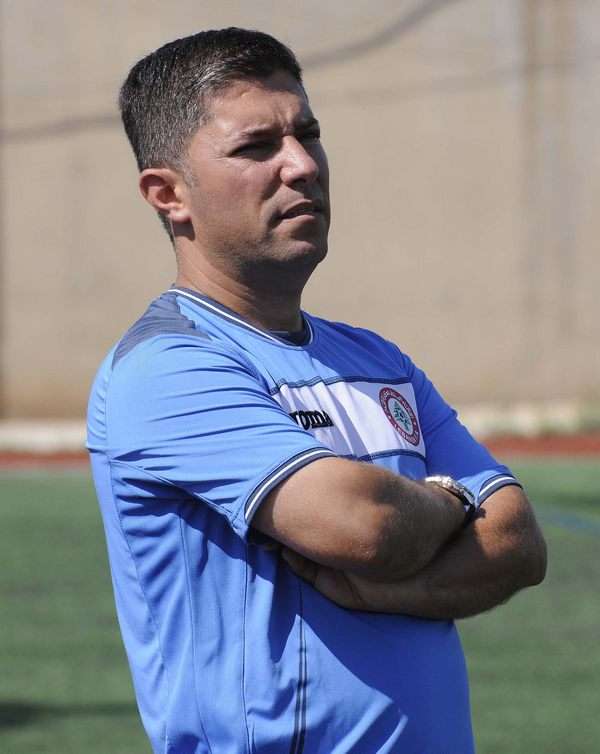 مدرب شباب لبنان باسم محمد