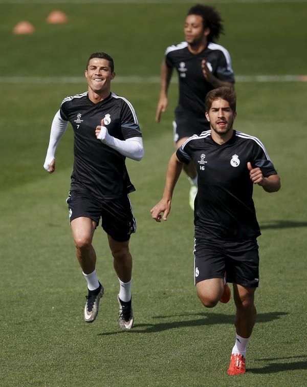 2015-04-21t095109z_1456641222_gf10000067192_rtrmadp_3_soccer-champions_reuters