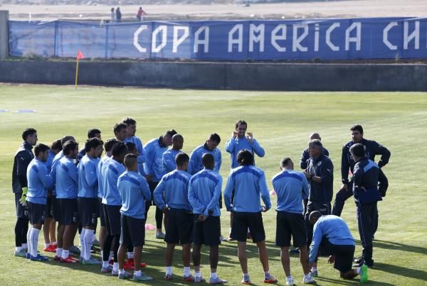 2015-06-19t202023z_319250904_gf10000133665_rtrmadp_3_soccer-copa_reuters