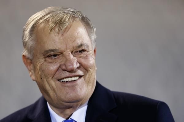2014-11-13t165815z_1971138667_gm1eabe02ep01_rtrmadp_3_soccer-euro_reuters