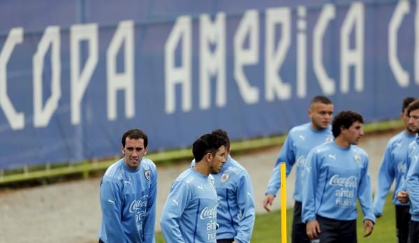 2015-06-21t204239z_146856966_gf10000135376_rtrmadp_3_soccer-copa_reuters