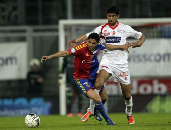2013-04-17t190006z_849149889_bm2e94h1m6r01_rtrmadp_3_soccer-switzerland_reuters