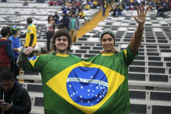 2015-06-21t211211z_1710257400_tb3eb6l1mw11c_rtrmadp_3_soccer-copa-m18_reuters