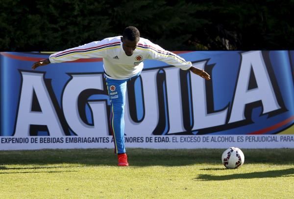 2015-06-13t205855z_1540334011_gf10000126671_rtrmadp_3_soccer-copa_reuters