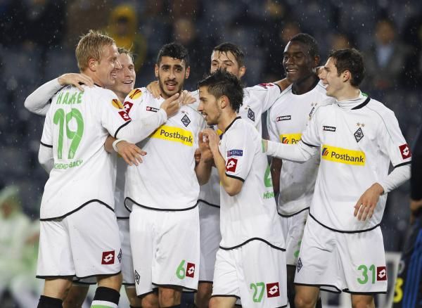 2012-12-06t184744z_1593695673_gm1e8c707q201_rtrmadp_3_soccer-europa_reuters