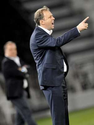 2011-03-29-00000102659978