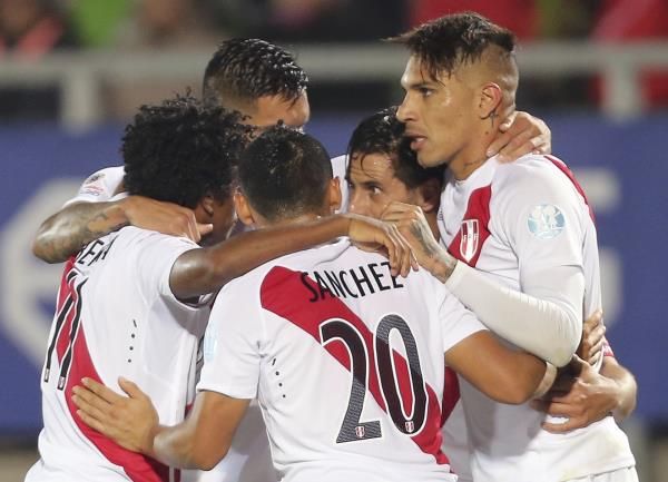 2015-06-19t011234z_46783053_tb3eb6j03coc0_rtrmadp_3_soccer-copa-m12_reuters