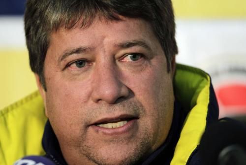 2011-08-09t184046z_01_jwv02_rtridsp_3_soccer-latam-colombia-coach_reuters