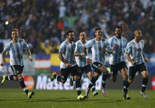 2015-06-27t015100z_1661455789_tb3eb6r054piq_rtrmadp_3_soccer-copa-m21_reuters