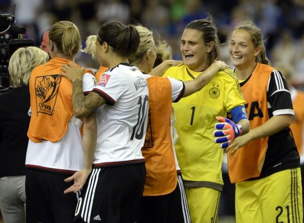 2015-06-26t224823z_1635483147_nocid_rtrmadp_3_soccer-women-s-world-cup-france-at-germany_reuters